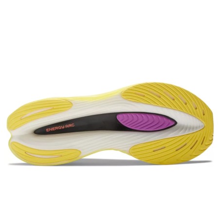 New Balance FuelCell SuperComp Elite v3