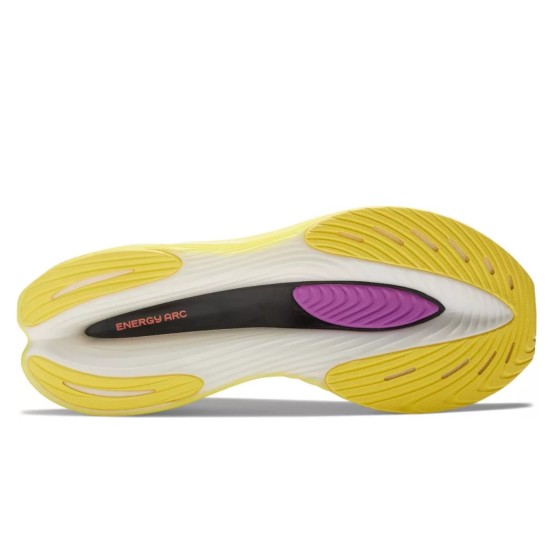 New Balance FuelCell SuperComp Elite v3