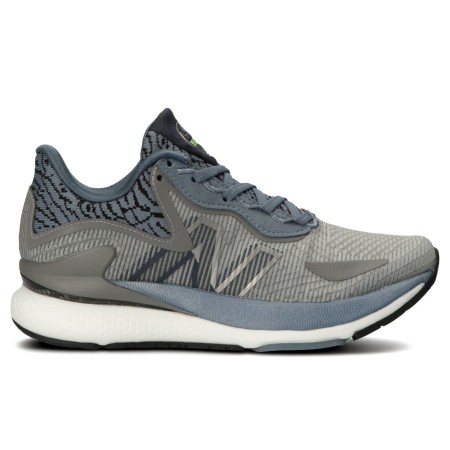 New Balance FuelCell Lerato